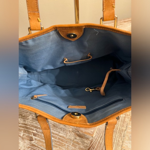 Dooney & Bourke Rainbow monogram Bag with hanging charm - Picture 10 of 14